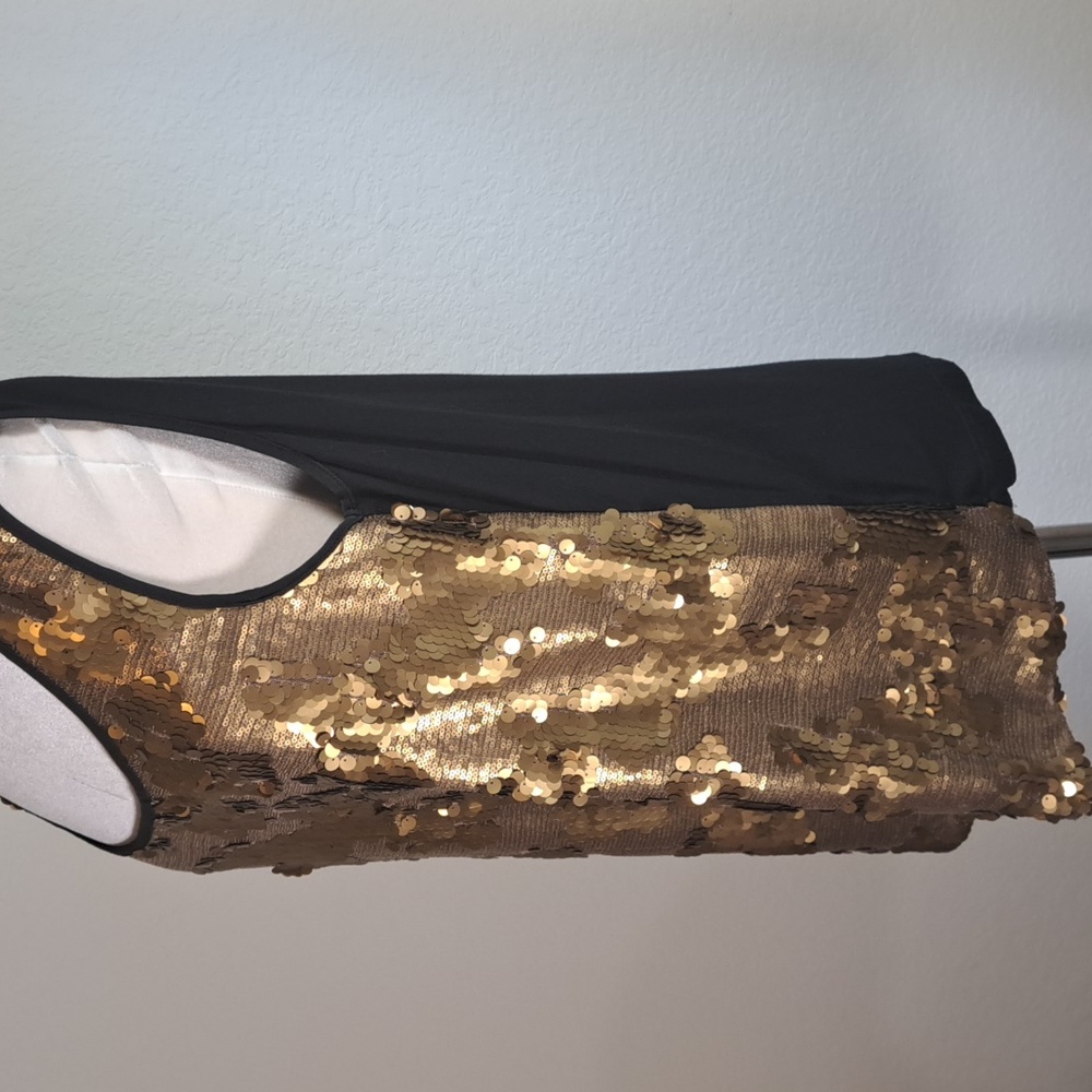 Lovedrobe Women’s Top Tank Gold Sequin Front Black Back Sleeveless Scoop Size 14 - Picture 3 of 10